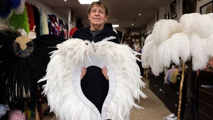 L’ancien plumassier du Lido jugé pour viols et agressions sexuelles sur mineurs