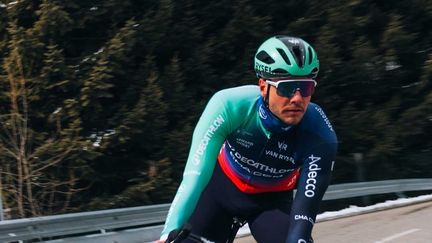 Du biathlon au cyclisme, Emilien Jacquelin va intégrer l&rsquo;équipe développement de Decathlon-CMA CGM