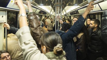 « Mieux détecter les situations à risque » : l&rsquo;État et les acteurs du secteur s&rsquo;unissent contre les violences sexistes et sexuelles dans les transports