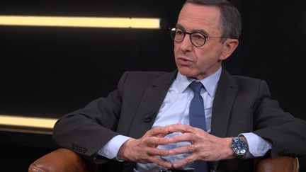 Présidentielle 2027 : en cas d&rsquo;élection, Bruno Retailleau promet « un moratoire » sur les lois sociétales