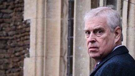 Affaire Epstein : depuis l’arrestation de l’ex-prince Andrew, la monarchie britannique fragilisée