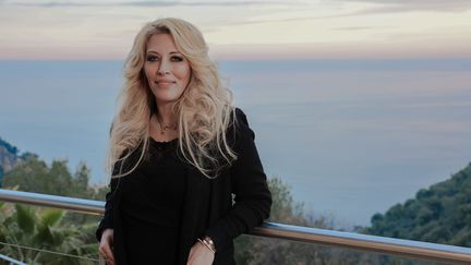 « Une figure qui aura marqué toute une génération » : de nombreuses personnalités réagissent à la mort de Loana, l’ex-star de « Loft Story »