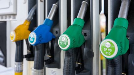 Prix des carburants : Emmaüs Solidarité « lance un appel au gouvernement pour que le secteur associatif ne soit pas oublié » et « espère des aides »