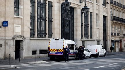 Attentat déjoué contre la Bank of America à Paris : trois mineurs et un majeur, suspecté de les avoir recrutés, mis en examen