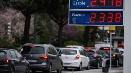 Le ministère de l&rsquo;Economie annonce un « prêt flash carburant » pour soutenir la trésorerie des petites entreprises les plus exposée à la flambée des prix