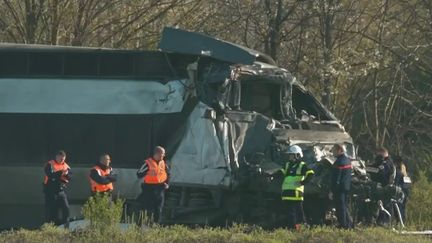 « On a été projetés dans tous les sens » : des passagers du TGV entré en collision avec un poids lourd dans le Pas-de-Calais racontent la violence de l&rsquo;accident