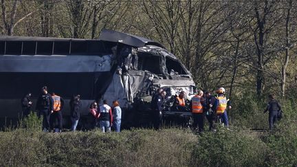 Collision entre un poids lourd et un TGV dans le Pas-de-Calais : le chauffeur du camion mis en examen pour homicide routier