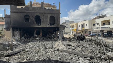 Guerre au Moyen-Orient : l’armée israélienne « continue » de bombarder le Liban, le Hezbollah revendique plusieurs frappes sur Israël