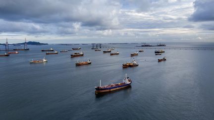 Guerre en Iran : des mails frauduleux promettent aux armateurs un passage du détroit d&rsquo;Ormuz contre des cryptomonnaies