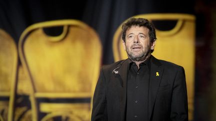 Une pétition demande l&rsquo;annulation de la tournée de Patrick Bruel, visé par plusieurs enquêtes pour des faits d&rsquo;agression sexuelle et de viol