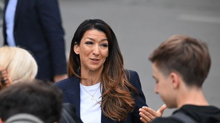 Le gouvernement envisage de remanier les stages de troisième et de seconde