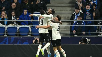 Coupe de France : grâce à un doublé d&rsquo;Elye Wahi, Nice élimine Strasbourg et rejoint Lens en finale