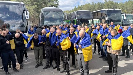 La Russie et l&rsquo;Ukraine annoncent avoir échangé 193 prisonniers de guerre de chaque camp