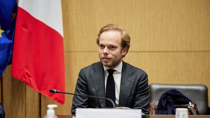 « Mettre le cachet de l&rsquo;Assemblée dessus, c&rsquo;est compliqué » : la commission d&rsquo;enquête sur l&rsquo;audiovisuel public bloquera-t-elle le rapport de Charles Alloncle ?