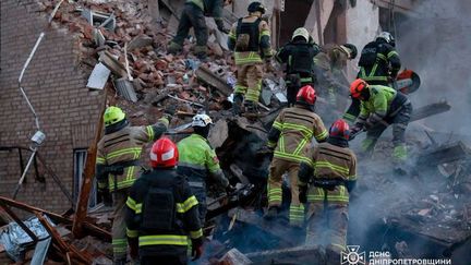 Guerre en Ukraine : au moins moins cinq morts et 34 blessés dans une frappe russe à Dnipro