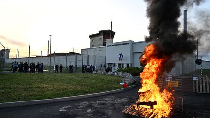 Prisons : le syndicat national des directeurs pénitentiaires déplore l&rsquo;absence « de prise de conscience politique » face à « l&rsquo;urgence de la situation »
