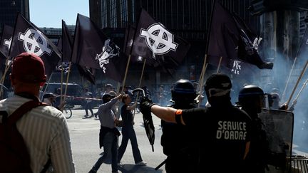 Le tribunal administratif de Paris confirme l&rsquo;interdiction de manifestation du collectif d&rsquo;ultradroite « Comité du 9-Mai »