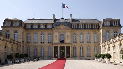 Le palais de l’Elysée perquisitionné jeudi dans une enquête sur l’attribution de cérémonies au Panthéon, après une première tentative avortée en avril