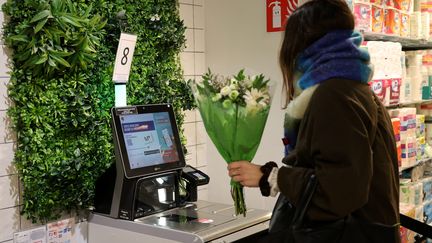 « On voit qu&rsquo;ils sont stressés » : des vigiles se retrouvent seuls aux manettes dans des supermarchés ouverts le 1er-Mai