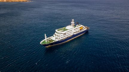 Trois morts, un possible foyer de hantavirus, un « faible risque » de propagation… Ce que l&rsquo;on sait de la situation à bord du bateau de croisière « MV Hondius »