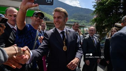 Un homme interpellé « en possession de deux armes longues » lors de la visite officielle d&rsquo;Emmanuel Macron en Andorre