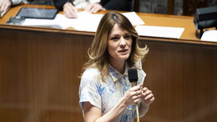 « Nous travaillons à de nouvelles mesures d&rsquo;aides » sur les carburants, affirme la porte-parole du gouvernement, Maud Bregeon