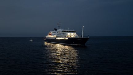 Hantavirus sur un navire de croisière : une évacuation médicale par le Cap-Vert est « en cours » pour trois cas suspects, annonce l&rsquo;OMS