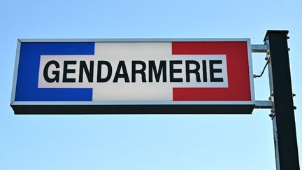 Une collégienne de 14 ans tuée à l&rsquo;arme blanche dans l&rsquo;Aisne, « d&rsquo;importants moyens déployés » pour retrouver l&rsquo;auteur en fuite