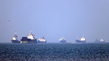 L&rsquo;armée américaine affirme qu&rsquo;elle a frappé plusieurs installations militaires en Iran après « des attaques » contre plusieurs de ses navires