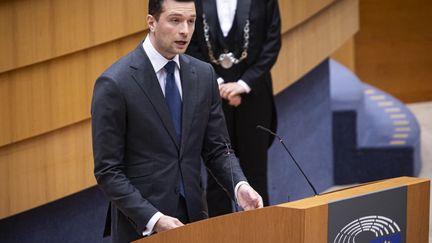 Le parquet européen enquête sur des soupçons de fraude autour de formations aux médias dont auraient notamment bénéficié Jordan Bardella, le RN dénonce une « instrumentalisation politique »
