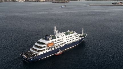 Comment va se dérouler l&rsquo;évacuation du bateau de croisière où plusieurs cas d&rsquo;hantavirus ont été recensés ?