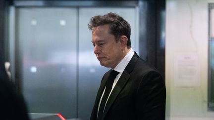 Elon Musk, visé par une enquête judiciaire en France, injurie des magistrats sur ses réseaux sociaux
