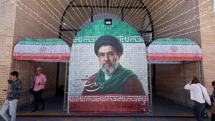 Guerre au Moyen-Orient : l&rsquo;Iran menace d&rsquo;une « lourde riposte » après l&rsquo;attaque de deux de ses pétroliers par les Etats-Unis