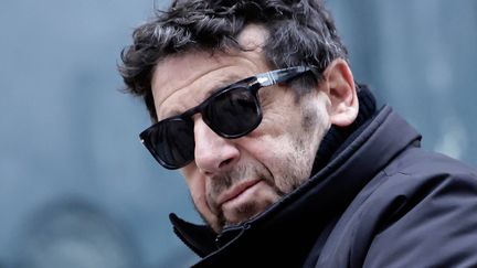 Accusations de violences sexuelles visant Patrick Bruel : un collectif féministe manifeste dans le Vaucluse