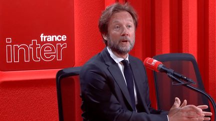 « Un collectif défaillant » : Boris Vallaud explique pourquoi il a quitté la direction du Parti socialiste