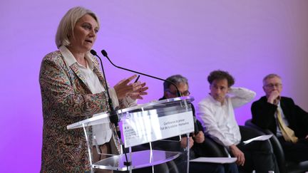 Cas contacts identifiés, patiente française en réanimation… Ce qu&rsquo;il faut retenir de la conférence de presse de la ministre de la Santé sur l&rsquo;hantavirus