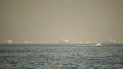 Guerre au Moyen-Orient : un navire « arraisonné » près du détroit d&rsquo;Ormuz se dirige vers les eaux iraniennes