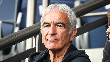 « Je suis meurtri et trahi : cela résonne comme un viol de mon âme », s&rsquo;insurge Raymond Domenech après la sortie du documentaire Netflix sur le fiasco du Mondial 2010