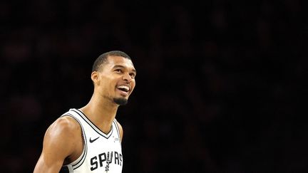 Basket : les Spurs du Français Victor Wembanyama balayent les Wolves pour défier le Thunder en finale à l&rsquo;Ouest