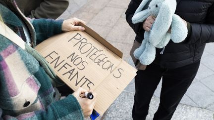 « Si la phrase est explicite, il faut réagir » : comment aborder le sujet des violences dans le périscolaire avec ses enfants ?