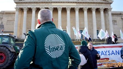 « On réalise un travail de fond » : comment les syndicats d&rsquo;agriculteurs tentent de peser dans le projet de loi d&rsquo;urgence agricole