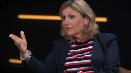 Yaël Braun-Pivet revient sur les coulisses de la dissolution de 2024 : « J&rsquo;avais le sentiment d&rsquo;être quantité négligeable »