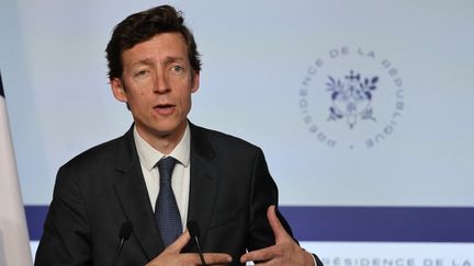 Episode « inédit » de fortes chaleurs : « Il n’est pas prévu de reporter les épreuves » du baccalauréat professionnel, confirme le ministre de l’Education nationale