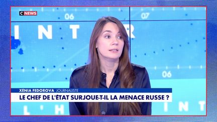 Qui est Xenia Fedorova, « l&rsquo;intouchable » voix du Kremlin ciblée par la France et qui inonde les médias de Vincent Bolloré ?