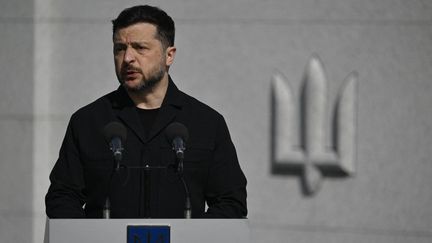 Guerre en Ukraine : Volodymyr Zelensky propose à Vladimir Poutine un « cessez-le-feu complet » et une rencontre en tête-à-tête