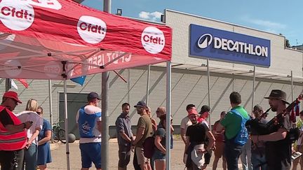 Grève chez Decathlon : « Les bénéfices se font sur nos conditions de travail », la colère monte au sein de l&rsquo;enseigne