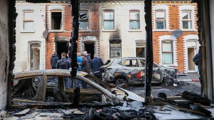 « Ces scènes étaient absolument horribles » : ce que l&rsquo;on sait des violences contre des immigrés commises à Belfast