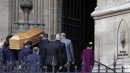 Les obsèques de Bernadette Chirac se sont tenues à Paris, en présence de plusieurs personnalités politiques