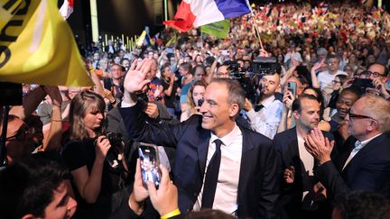« On n’a pas le choix » : à Aubervilliers, les soutiens de Raphaël Glucksmann font bloc avec sa décision de reporter sa candidature à la présidentielle