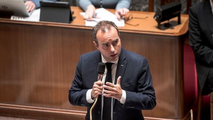 La France va investir 655 millions d’euros supplémentaires pour le développement de l’intelligence artificielle, annonce Sébastien Lecornu